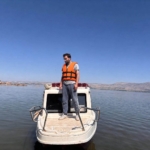 3 Kilometre Yüzerek Barajı Aşıp İlçeye Ulaştı thumbnail