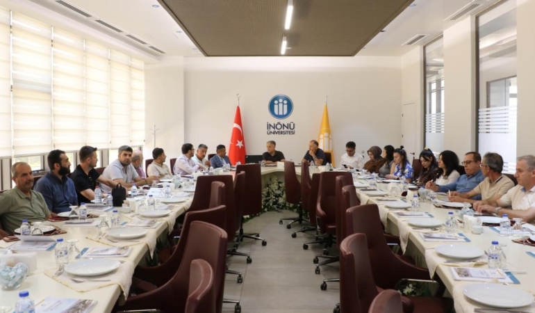 lise-rehber-ogretmenleri-inonu-universitesinde-bulustu-mPmvdXuF.jpg