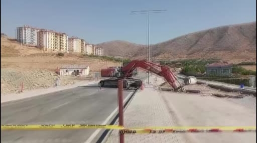 Malatya’da Yol Çalışmaları Sırasında Göçük: İki İşçi Toprak Altında Kaldı
