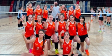 malatyanin-filenin-prensesleri-turkiye-sampiyonasinda-zirveye-oynuyor-Jk4DRaDr.jpg