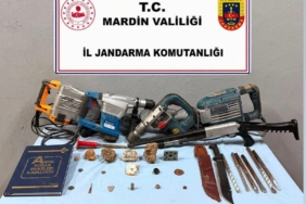mardinde-1500-yillik-mozaikle-tarihi-eser-kacakciligina-karsi-buyuk-operasyon-mz4Te4n1.jpg