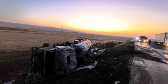 Mardin’de Mazot Yüklü Tanker Alev Alev Yandı