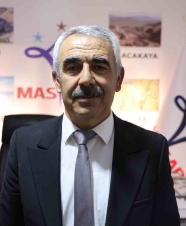 massad-baskani-bozcan-kent-konseyi-baskanligi-icin-adayligini-duyurdu-4AtwKilq.jpg