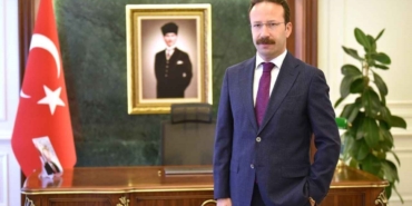 omer-hilmi-yamli-ardahan-valiligine-atandi-kSu7pmcE.jpg