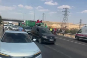 tira-carpan-cop-kamyonu-surucusu-hayat-mucadelesi-veriyor-9xz2lBa3.jpg