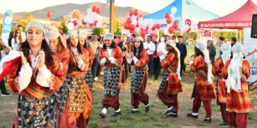 yesilyurtta-koruyucu-aile-gunu-ailelerin-bir-araya-geldigi-ozel-bir-etkinlik-nnXtLJ5E.jpg