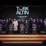 Trump'ın eşi Melania Trump Kimdir? Yaşı, Mesleği ve Hayatı Hakkında Detaylar thumbnail