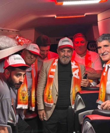 ak-parti-teskilati-ankaraya-buyuk-miting-icin-hareket-etti-Pb8sxpTA.jpg