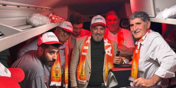 AK Parti Teşkilatı Ankara’ya Büyük Miting İçin Hareket Etti