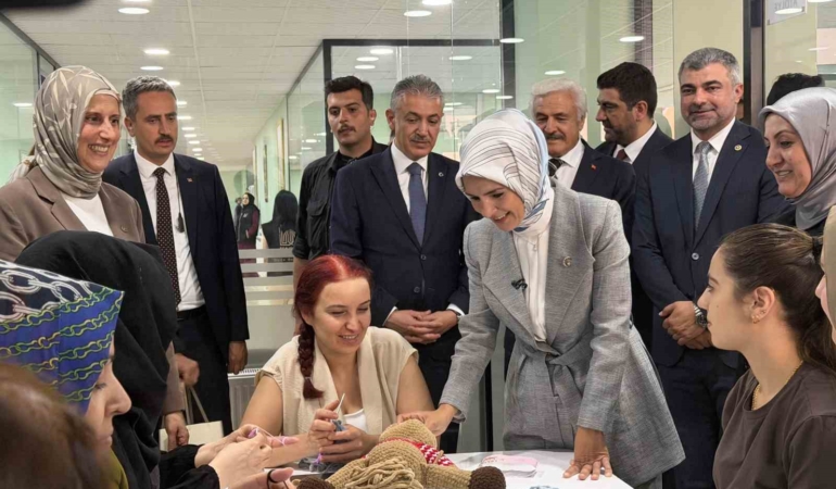 bakan-goktas-mardinde-yeni-projeleri-acikliyor-2GcDWFQz.jpg