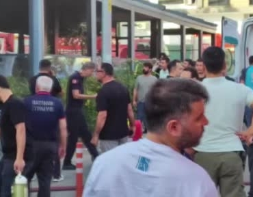 batman-spor-salonunda-yangin-30-kisi-mahsur-kalirken-kurtarma-operasyonu-devam-ediyor-WdQEHsrR.jpg