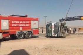 batmanda-beton-mikseri-devrildi-bir-kisi-yaralandi-Li5CqD1P.jpg