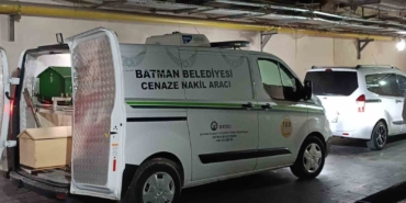 batmanda-otomobil-carpmasi-sonucu-yaya-hayatini-kaybetti-inPHNcS8.jpg