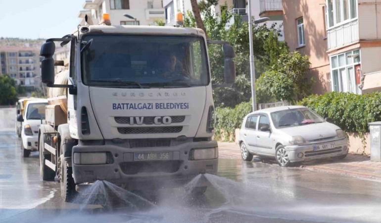 battalgazide-temizlik-calismalari-devam-ediyor-wiFRjRaD.jpg