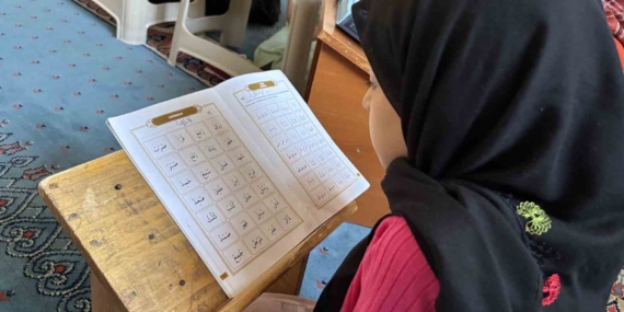 Camilerde Çocuk Sesleriyle Şenlik: Minikler Hem Öğreniyor Hem Eğleniyor