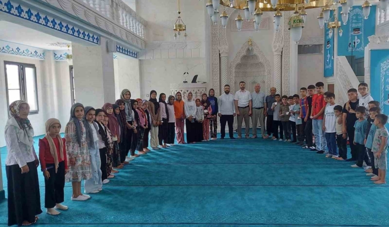cermikte-yaz-kuran-kursu-kapanis-programi-duzenlendi-3OElwBr5.jpg