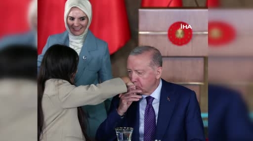 Cumhurbaşkanı Erdoğan Şehit Aileleri ile Öğle Yemeğinde Buluştu