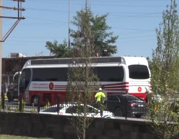 cumhurbaskani-erdogan-ve-mhp-lideri-bahcelinin-ahlat-selcuklu-kabristani-ziyareti-XvhOAlJb.jpg