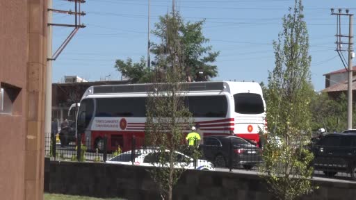 cumhurbaskani-erdogan-ve-mhp-lideri-bahcelinin-ahlat-selcuklu-kabristani-ziyareti-XvhOAlJb.jpg