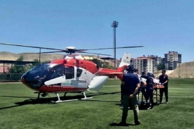 darendede-kalp-krizi-geciren-16-yasindaki-genc-hava-ambulansiyla-malatyaya-sevk-edildi-ftF75SYn.jpg