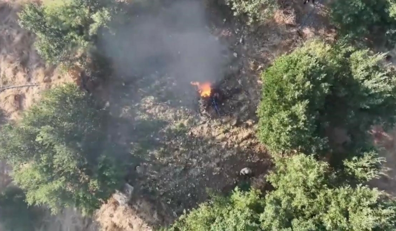 diyarbakirda-57-ton-toz-esrar-ve-kok-kenevir-ile-skunk-imhasi-uzNfHHaI.jpg