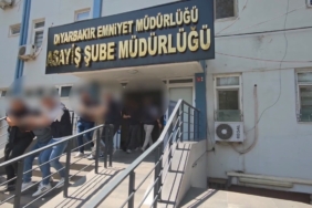 diyarbakirda-dis-klinigine-kursun-sikan-3-supheli-tutuklandi-8XTbfuLk.jpg