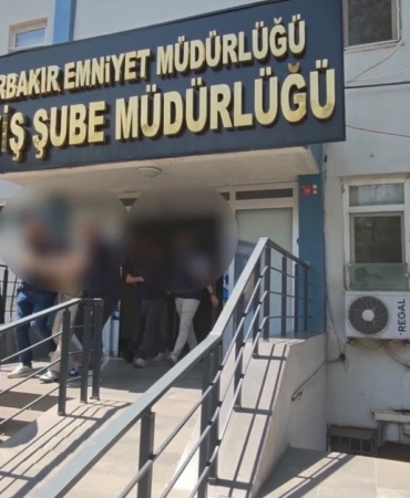 diyarbakirda-dis-klinigine-kursun-sikan-3-supheli-tutuklandi-8XTbfuLk.jpg