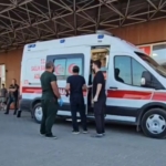 Gaziantep'te Kafa Kafa Çarpışan Otomobillerde 3 Yaralı, Biri Ağır thumbnail