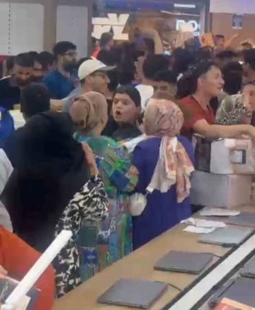 diyarbakirda-magaza-acilisinda-olusan-kalabalik-qxcbQ68T.jpg