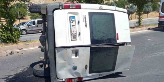 Diyarbakır’da Yakın Tarihte Meydana Gelen Trafik Kazasında 2 Kişi Yaralandı