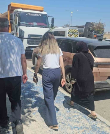 elazigda-cuma-namazi-cikisinda-dilencilere-yonelik-operasyon-2JOlFj93.jpg