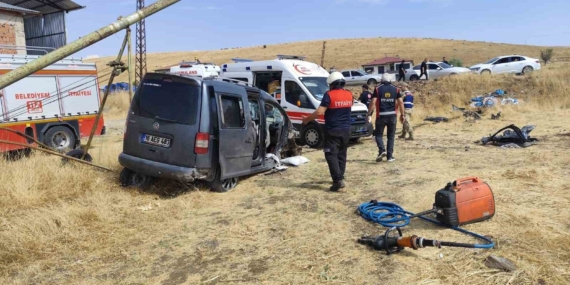 Elazığ’da Hafif Ticari Araç Tarlaya Uçtu ve 5 Yaralı Var