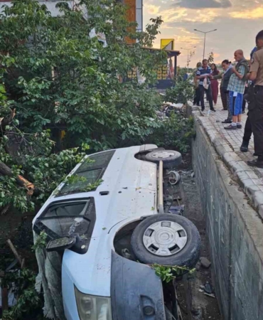 elazigda-minibus-bahceye-uctu-olayin-detaylari-ve-guncel-bilgiler-AsCVuigW.jpg