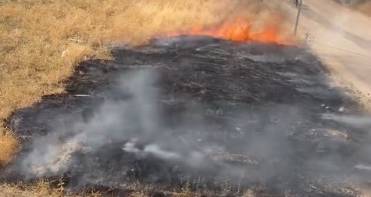Elazığ’da Otluk Alanda Çıkan Yangın Kontrol Altına Alındı
