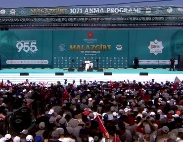 erdogan-vatan-icin-boyun-egmeyiz-celikten-yurekle-ozgur-yasayacagiz-6vl5NNKt.jpg