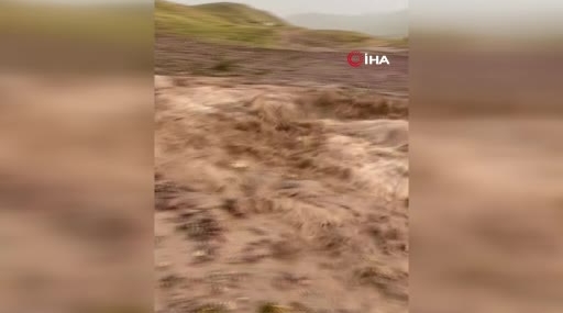 Erzurum’da Sağanak Sonrası Dumankaya Mahallesi Su Altında Kaldı