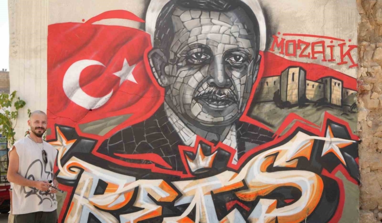 gaziantepli-grafiti-sanatcisindan-erdogana-25-yil-anisina-ozel-tasarim-GyCEL9EH.jpg
