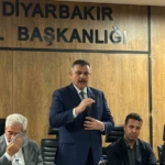 İmamoğlu ve Tunç Arasındaki 'Ahmak Davası' Polemiği Büyüyor thumbnail