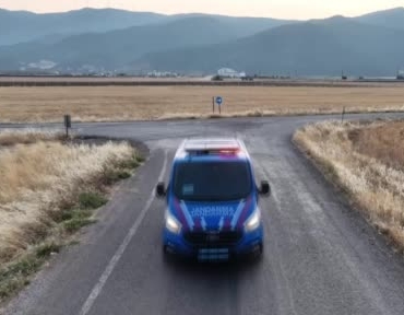 jandarma-aniz-yanginlarina-karsi-dron-destekli-devriye-ile-mucadele-ediyor-XZKd5YDx.jpg