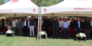 karakucak-meydaninda-4-evlat-ve-bir-anne-yurek-hareketi-W5IBwu7f.jpg