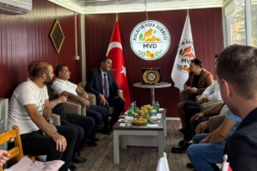 mahmut-boyrazdan-malatya-vefa-dernegi-ziyareti-JDqBQlRm.jpg