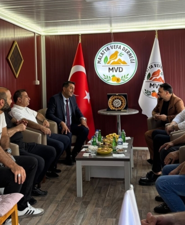 mahmut-boyrazdan-malatya-vefa-dernegi-ziyareti-JDqBQlRm.jpg