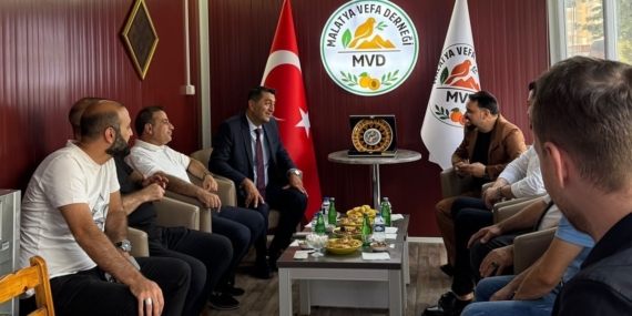Mahmut Boyraz’dan Malatya Vefa Derneği Ziyareti