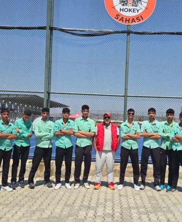 malatya-hokeyde-turkiye-dorduncusu-oldu-U3jmIyDh.jpg