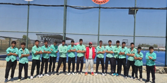 Malatya Hokeyde Türkiye Dördüncüsü Oldu