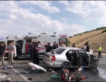 malatyada-uc-aracli-trafik-kazasinda-8-yarali-LKHpTSiA.jpg