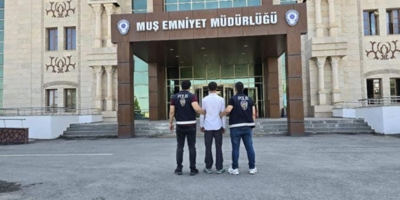 Muş’ta Aranan Hükümlü Yakalandı ve Cezaevine Gönderildi