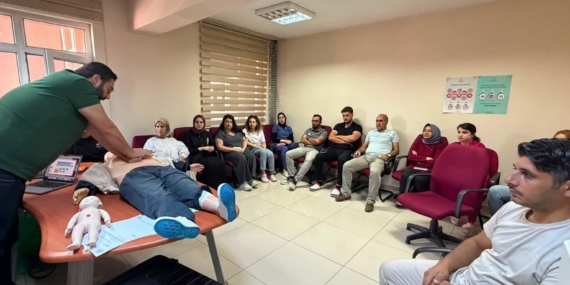 Palu’da Hastane Personeline Temel Yaşam Desteği (CPR) Eğitimi Verildi
