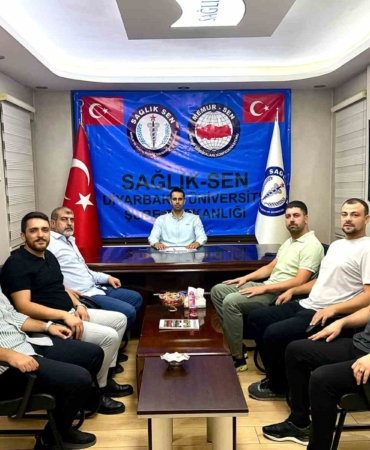 saglik-sen-diyarbakir-universitesi-temsilciligi-kurulusu-BDGTFHZP.jpg