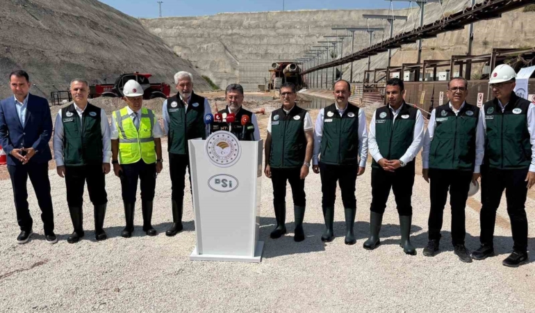 silvan-projesi-ile-bolgeye-43-milyar-liralik-katki-saglanmasi-planlaniyor-kN5wHTBl.jpg